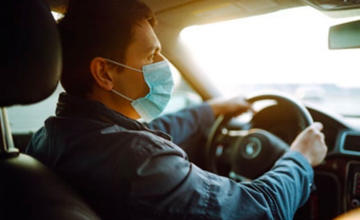 IMSS firma convenios con Beat, DiDi, Rappi y Uber para ofrecer cobertura integral de seguridad social.